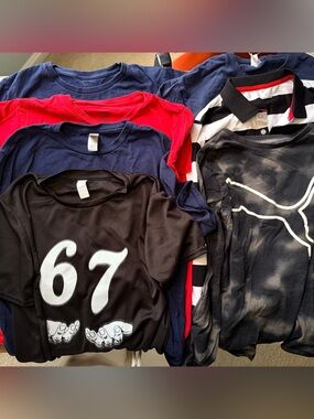 Large lot,  7 tops Boys short and long sleeve tops size Large mostly tees